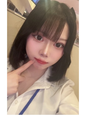 なな(22)